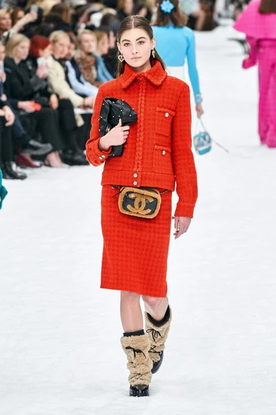 Look 44